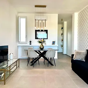  Appartamento Via Dante Luxury Italia