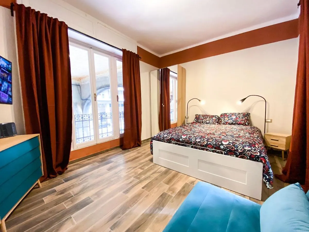 A 2 Passi Dal Centro Apartment Genoa 0*,