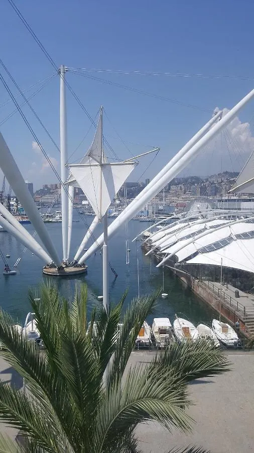 A 2 Passi Dal Centro Apartment Genoa